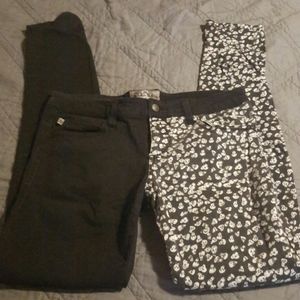Split Leg Skinny Jeans Skulls/Black